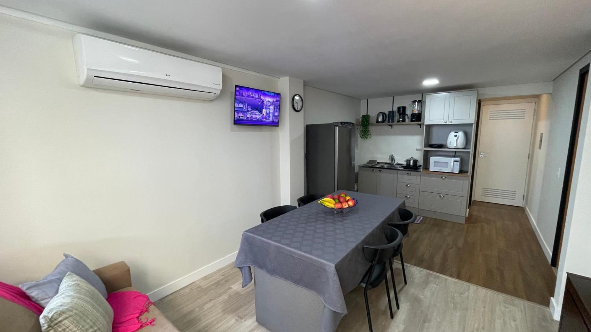 Apto Novo, 2 Quartos A 5Min Da Vila Germanica, Com Ar E Garagem 布卢梅瑙 外观 照片